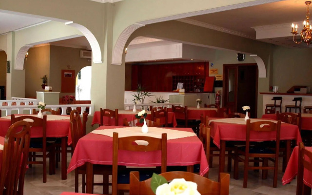 Albatros Hotel