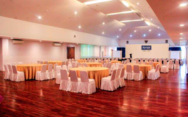 Kyriad Arra Hotel Cepu