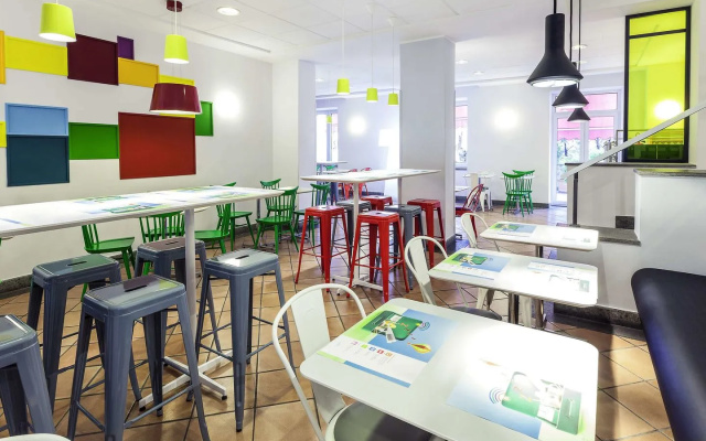 Ibis Styles Napoli Garibaldi