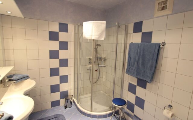 Charming Apartment in Maria Alm With Balcony