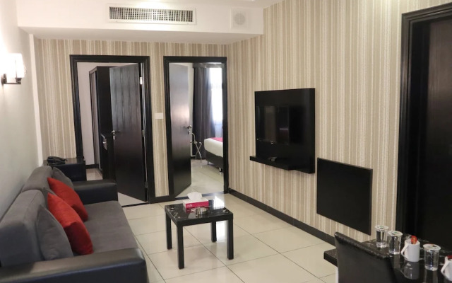 Easy Inn Hotel Suites