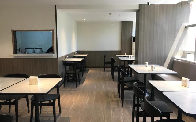 Hanting Hotel Taizhou Jiaojiang