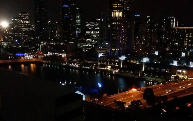 Melbourne Holiday Apartments at Northbank – Downie Street
