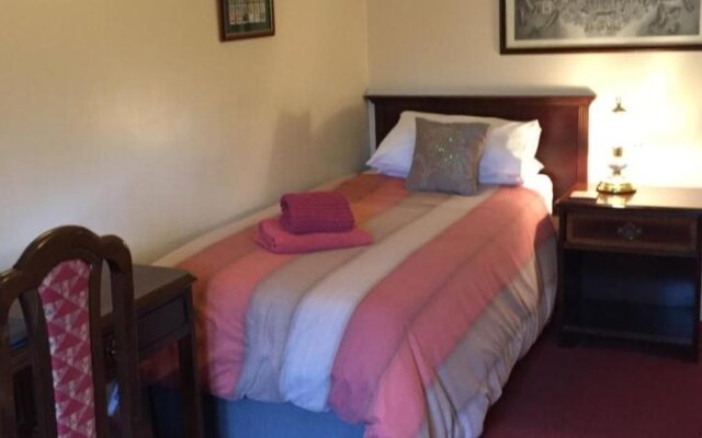 The Horseshoes Bed & Breakfast