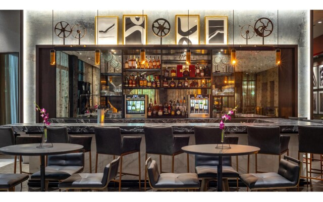 The Row Hotel at Assembly Row, Autograph Collection