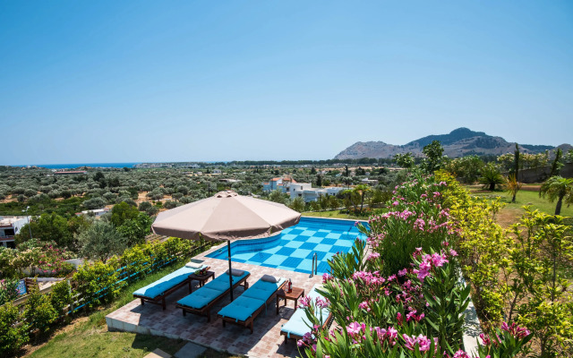 Kolymbia Village