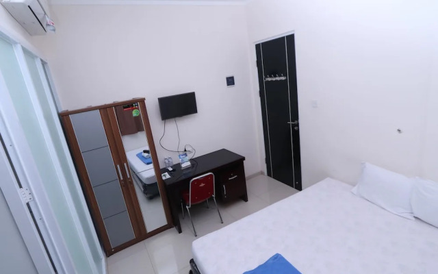 Kamar Keluarga Tanah Abang