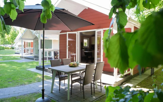 Lodge in Brabant With Cozy Covered Terrace