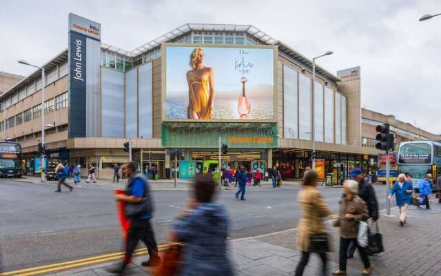 OnPoint Apartments - Deluxe Apartment City Centre Ideal Location!