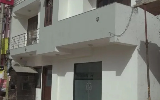 Hotel Rampal Palace
