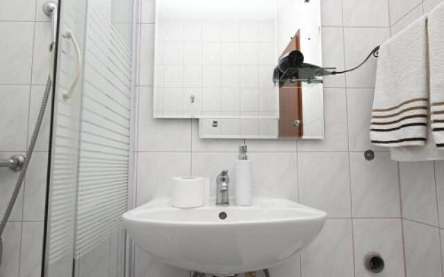 Apartments Miljević Bol