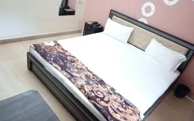 Angel Pink Residency