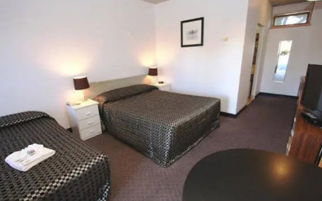 Econo Lodge Mt Gambier City Central – Guest Rooms – Mount Gambier