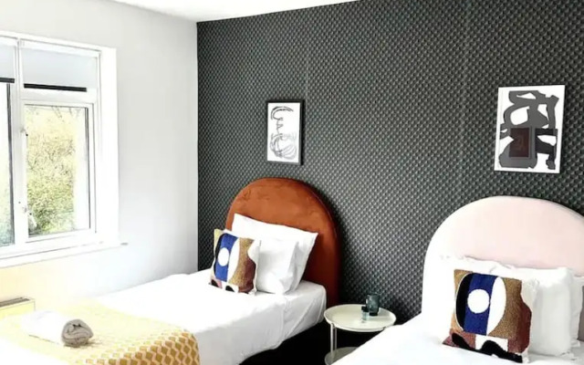 Deluxe Beach House Brighton