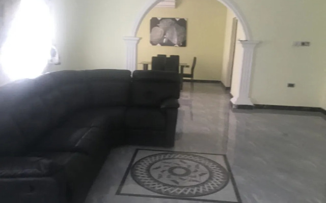 1 Bedroom Apartment in a Prime Area