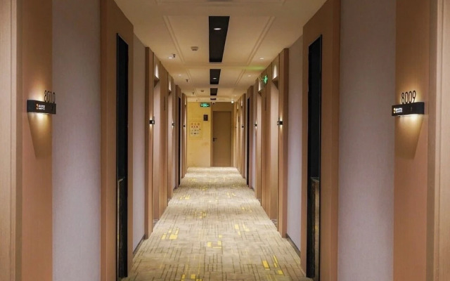 yi xuan hotel - bus station