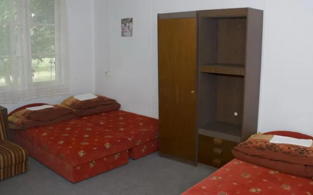 Tutajos Üdülőház és Kemping