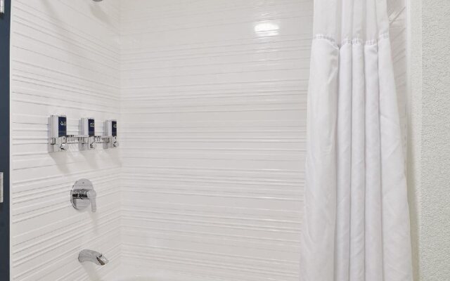Four Points by Sheraton Cleveland-Eastlake