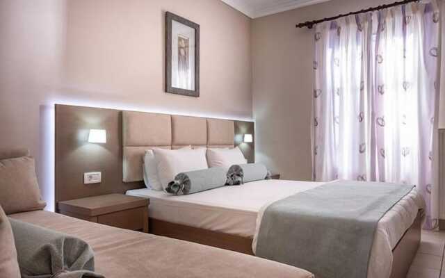 Plaka Beach Resort