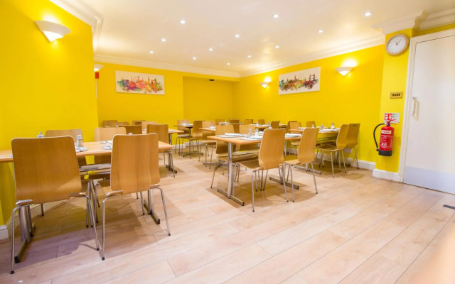 London Town Hotel