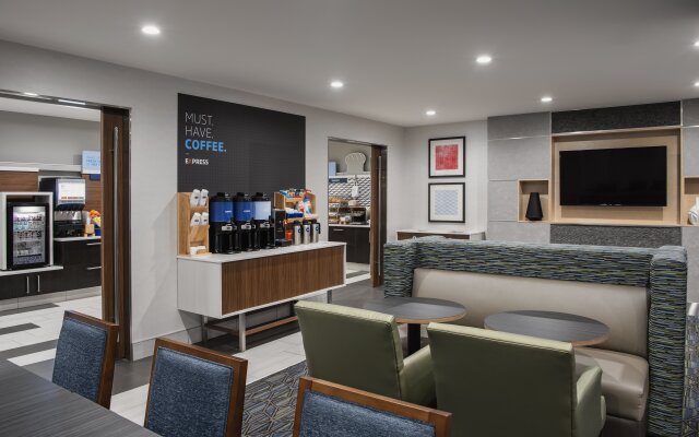 Holiday Inn Express & Suites Saskatoon by IHG