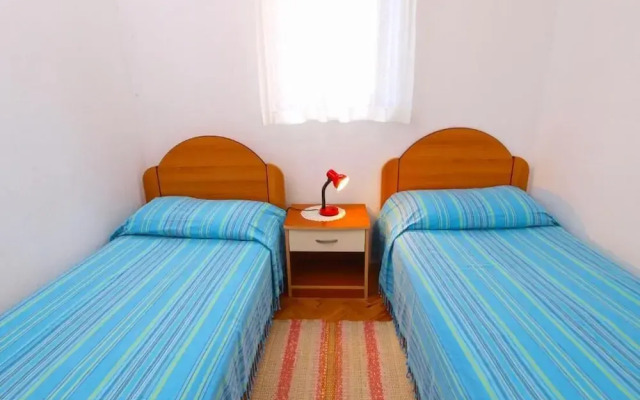 Relaxing Apartment With Outdoor Space in Fažana