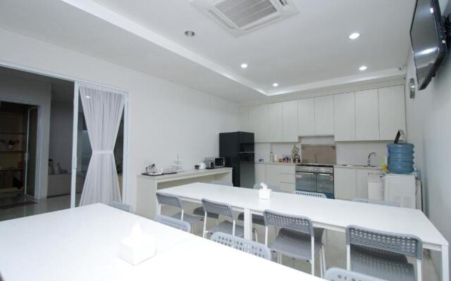 MK House SCBD