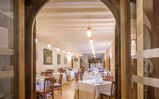 Hotel Real Colegiata San Isidoro