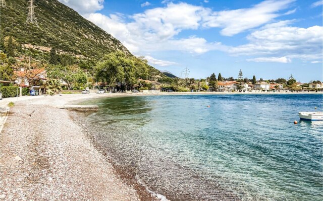 Stunning Apartment in Nafpaktos With Wifi and 2 Bedrooms