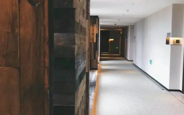 Hermitown Time Hotel