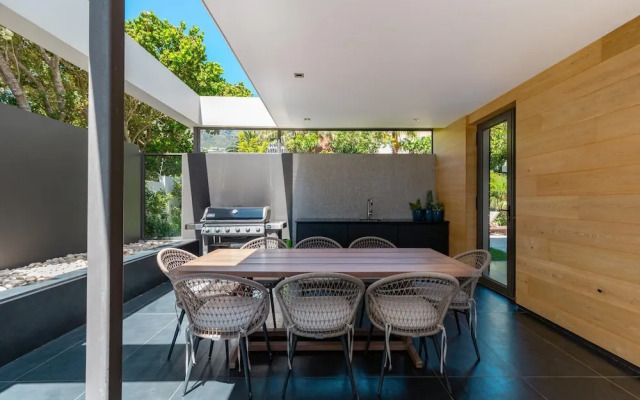 Amara Villa - Designer Villa With Solar Power