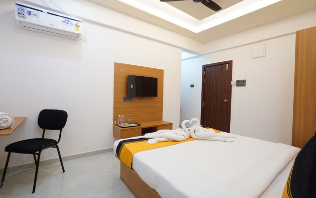 AY Plus Regency Hotel