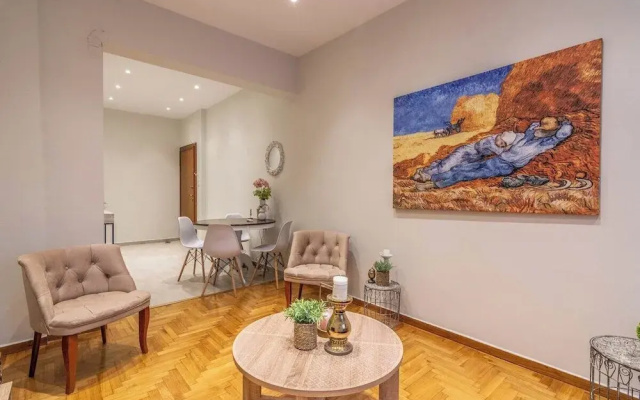 Arktinou Apartment