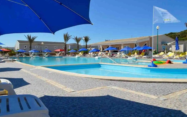 Doriane Beach Club & Aquapark