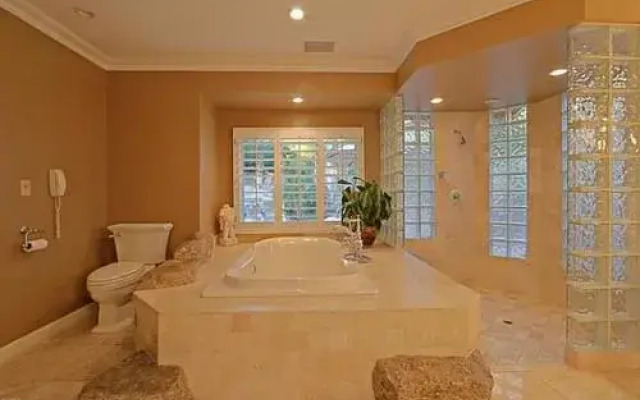 Paradise Valley Homes