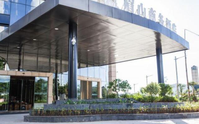 Lanmeishan Business Hotel (Pu'er Simao Airport)