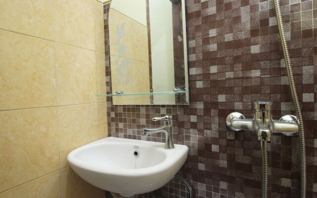 OYO 1804 Guest House Oema'h Opa