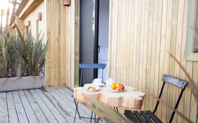 Casa Flor - Adults Only