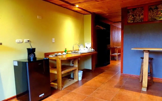 Miztli Lodge & Adventures