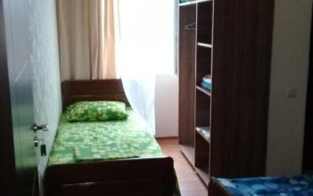Dona'S Guest House