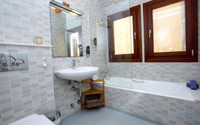 Montmari TI - Spacious and bright apartment