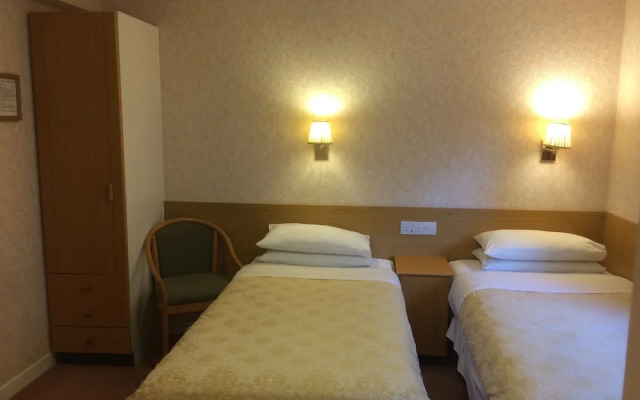 MacDougall Clansman Hotel