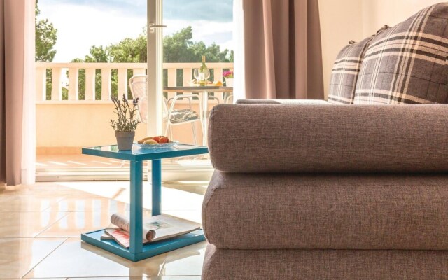 Amazing Home in Baska Voda With Wifi and 1 Bedrooms