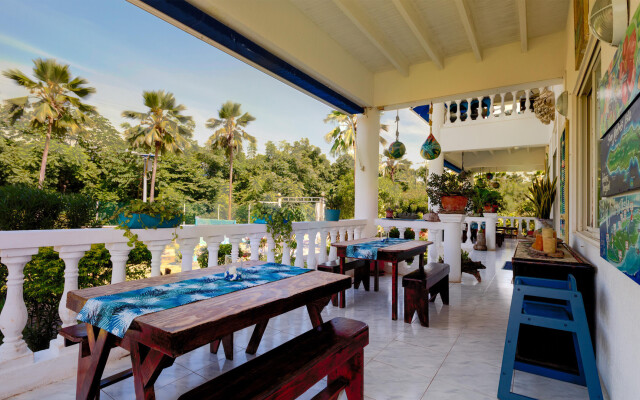Hosteria Mar y Sol