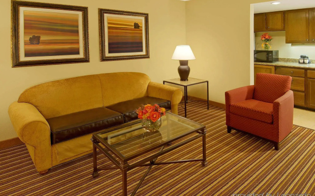Aksarben Suites, A Trademark Collection Hotel