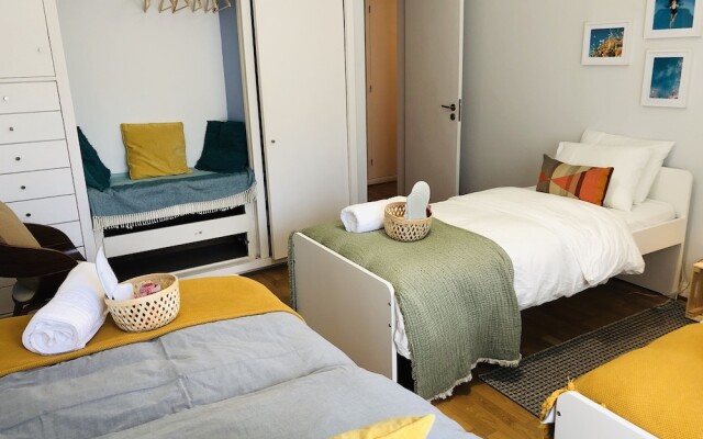 Soul Lab Residency Estoril - Hostel