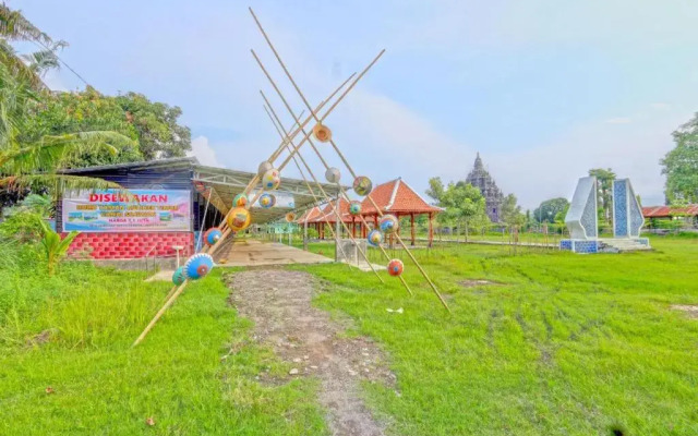 OYO Homes 91054 Desa Wisata Budaya Kebondalem Kidu