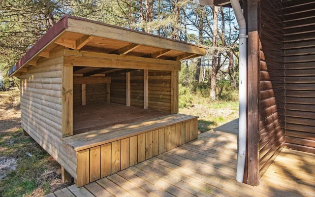 6 Person Holiday Home in Romo