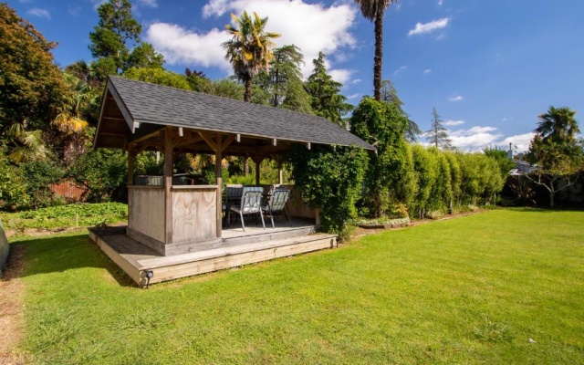 Evergreen Cottage - Motueka Holiday Home – Outside – Motueka