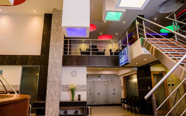 Verona Hotel & Baños Turcos